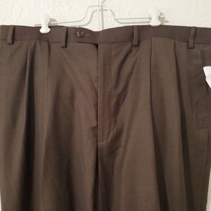 Lauren Ralph Lauren New with Tags Men's Pleated Front Slacks Brown 42x32